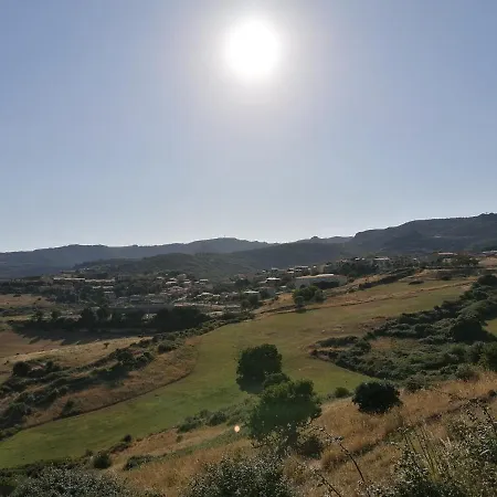 Deiana E Pizzeria 산투 루수르기우