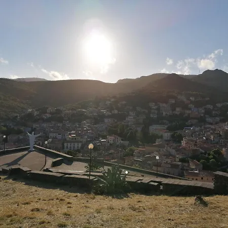 Bed and Breakfast Deiana E Pizzeria