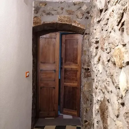 Deiana E Pizzeria 3*