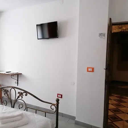Bed & Breakfast Deiana E Pizzeria 3*