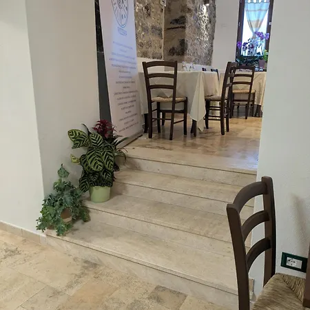 Deiana E Pizzeria Couette-café Santu Lussurgiu
