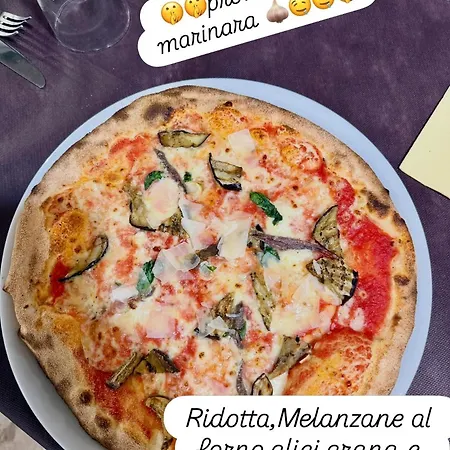 Deiana E Pizzeria Couette-café